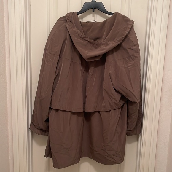 A2B hooded hip length removal lined coat, drawstring, waist women’s sz 1X Brown - Picture 12 of 16